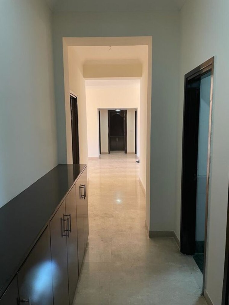 Room, parsvnath-exotica 3.5 Bedroom 2900 Sq.Ft. Apartment In Sector 53 Gurgaon 10295678