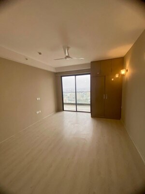 Room in 3 BHK Apartment at M3M Heights, Sector 65 – for Rent