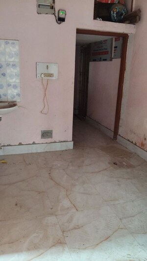 Room in 2 BHK Apartment at Sector V – for Rent