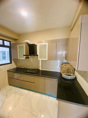 Furnished Amenities in 3 BHK Apartment at M3M Heights, Sector 65 – for Rent