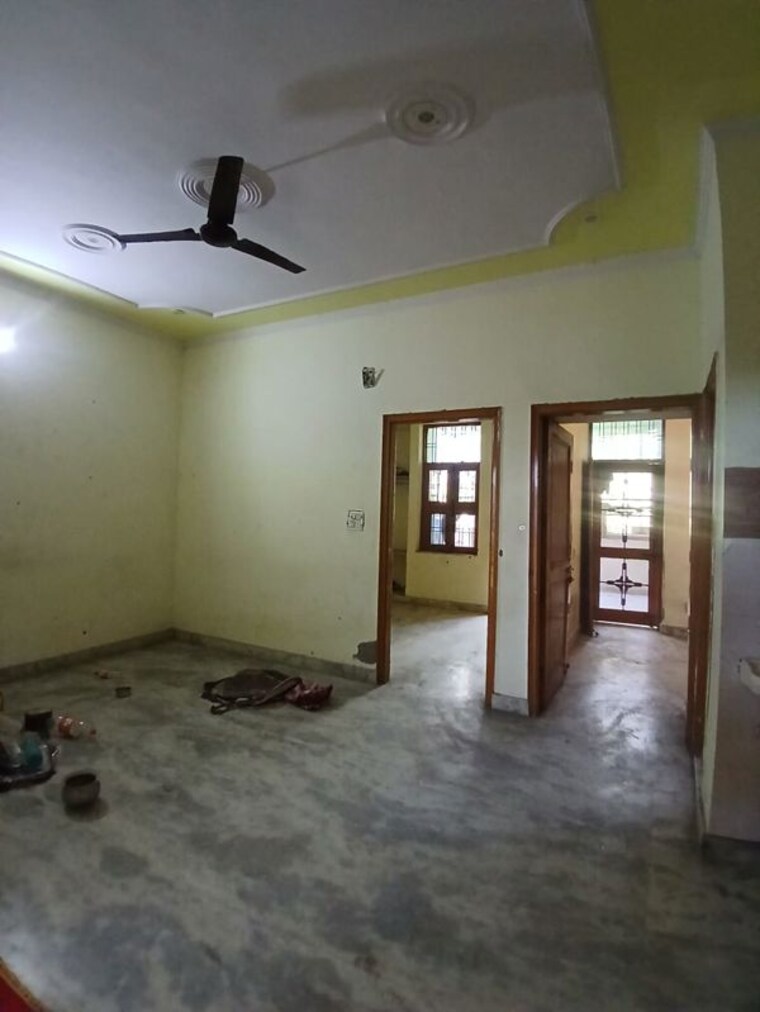 Room, indraprastha colony 3 Bedroom 200 Sq.Ft. Builder Floor In Indraprastha Colony Faridabad 10295692