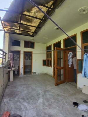 3 BHK Builder Floor – Exterior View View at Indraprastha Colony - for Rent