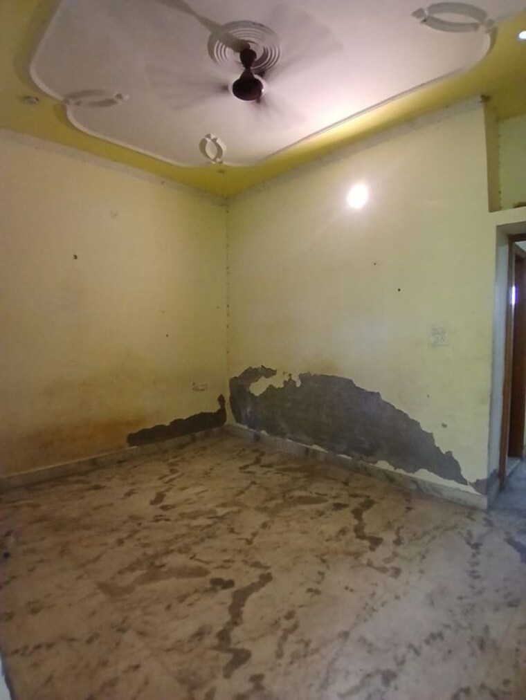 Room, indraprastha colony 3 Bedroom 200 Sq.Ft. Builder Floor In Indraprastha Colony Faridabad 10295692