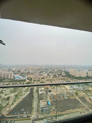 Plot Area in 2 BHK Apartment at M3M Heights, Sector 65 – for Sale