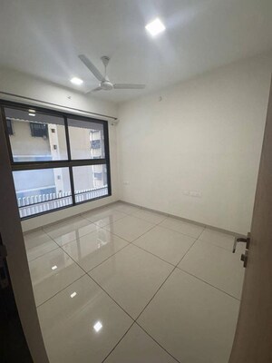 Bedroom in 1.5 BHK Apartment at Chandak 34 Park Estate, Goregaon West – for Rent