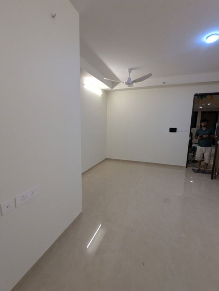 Room, dosti-eastern-bay 2 Bedroom 768 Sq.Ft. Apartment In Wadala Mumbai 10295927