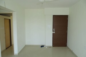 Room in 1 BHK Apartment at The Makwana Om Palace, Malad West – for Rent