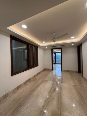 Room in 2 BHK Apartment at Pivotal Paradise, Sector 62 – for Rent