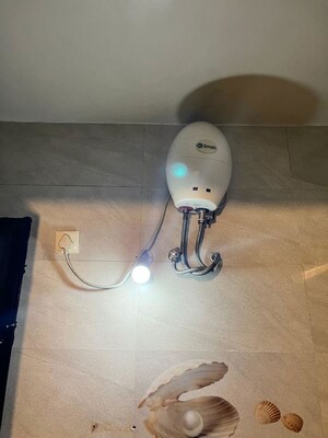 Master Bedroom in 2 BHK Apartment at Magarpatta Grevillea, Hadapsar – for Rent