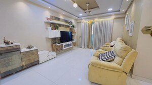 Living Room in 2 BHK Apartment at Thane West – for Rent