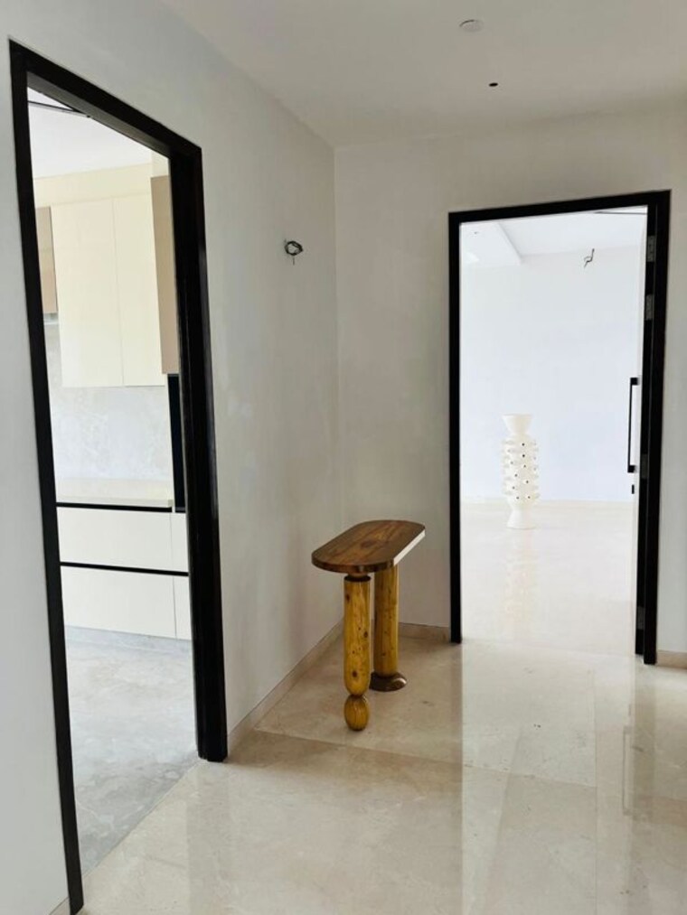 Room, worli 3 Bedroom 3695 Sq.Ft. Apartment In Worli Mumbai 10296038