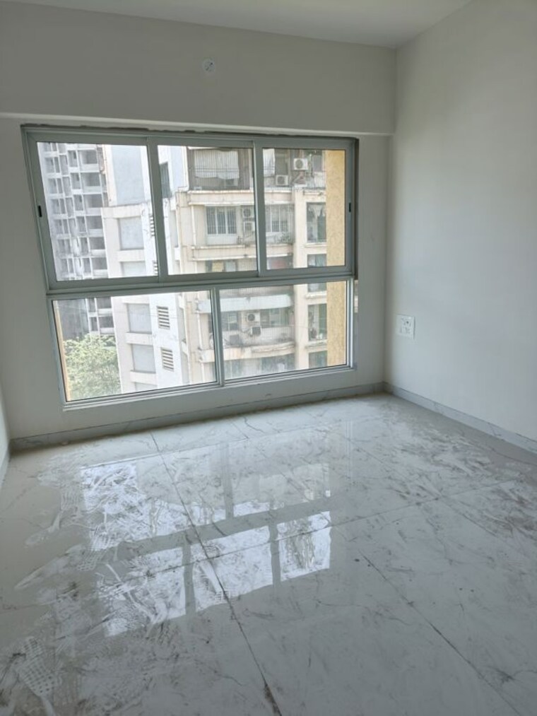 Room, bandra east 2 Bedroom 800 Sq.Ft. Apartment In Bandra East Mumbai 10296084