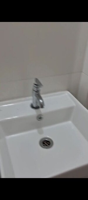 Furnished Amenities in 1.5 BHK Apartment at Godrej Emerald, Ghodbunder Road – for Rent