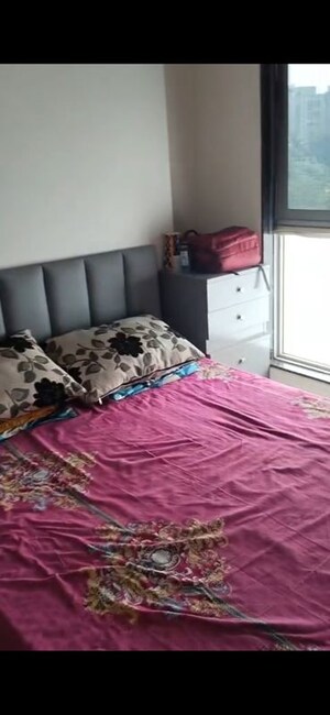 Bedroom in 2 BHK Apartment at Veena Smart Homes, Kandivali West – for Rent