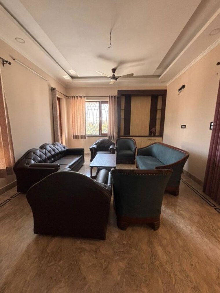 Living Room, kalidas road 2 Bedroom 1500 Sq.Ft. Builder Floor In Kalidas Road Dehradun 10296148