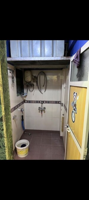 Furnished Amenities in 1 BHK Apartment at Yashraj Park CHS, Kasarvadavali – for Rent