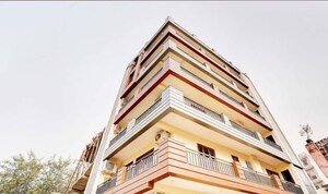  Pg – Exterior View View at Sector 70 - for Rent