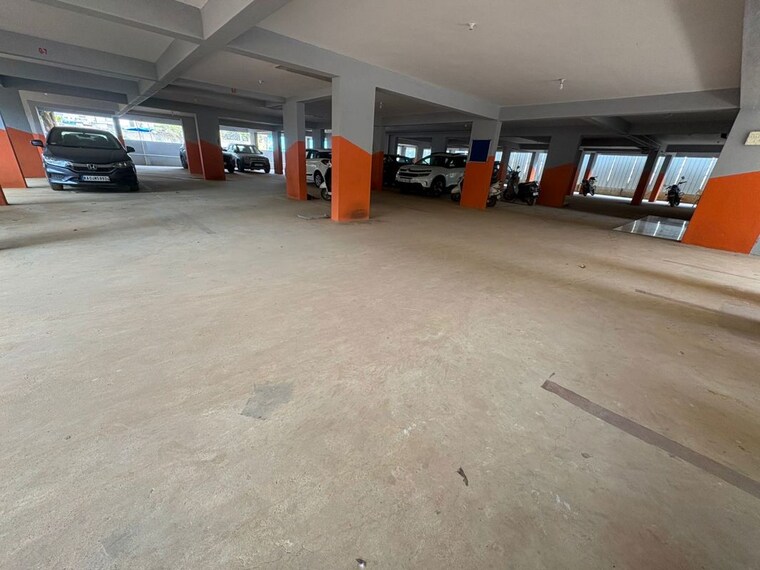  Parking, ganga nagar 2 Bedroom 1100 Sq.Ft. Builder Floor In Ganga Nagar Bangalore 10296172