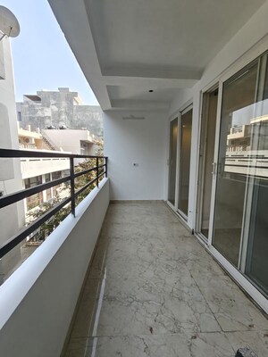 Balcony in 6+ BHK Independent House at Ansal Sushant Lok I, Sector 43 – for Sale