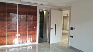 Building Lobby in 4 BHK Builder Floor at Dlf Phase I – for Rent