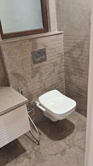 Bathroom in 4 BHK Builder Floor at Dlf Phase I – for Rent