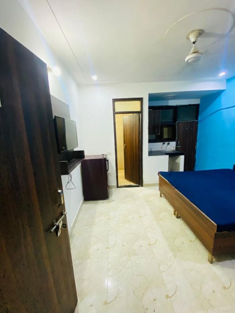 Bedroom, dlf city phase 3 1 RK 310 Sq.Ft. Builder Floor In Dlf City Phase 3 Gurgaon 10296231