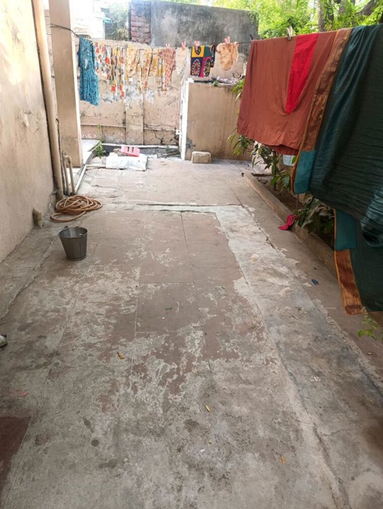  Parking, jodhpur 2 Bedroom 1250 Sq.Ft. Villa In Jodhpur Ahmedabad 10296219