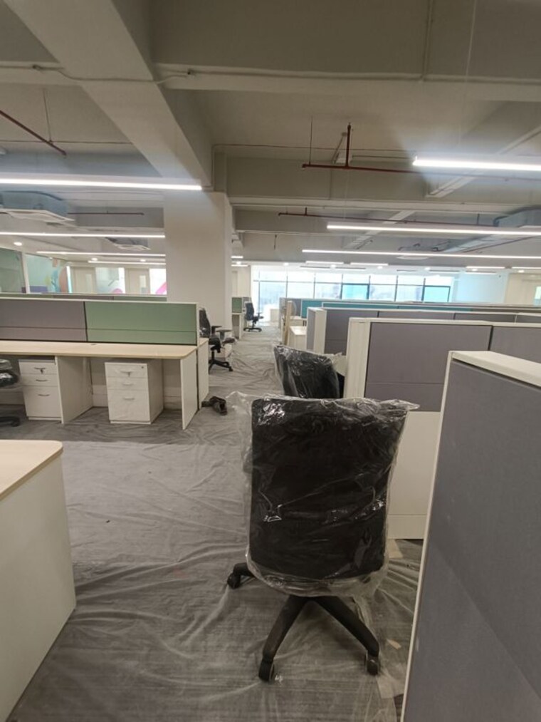 Team Area, lower parel west Commercial Office Space in IT/SEZ 13000 Sq.Ft. In Lower Parel West Mumbai 10296249