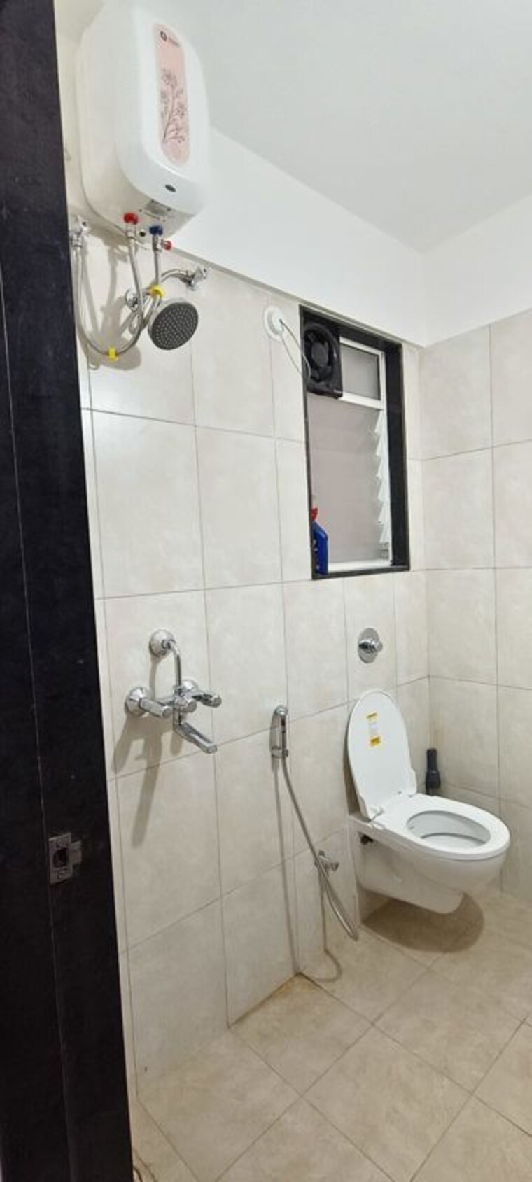 Bathroom, utsav-51-balewadi-residences 2 Bedroom 900 Sq.Ft. Apartment In Balewadi Pune 10296270
