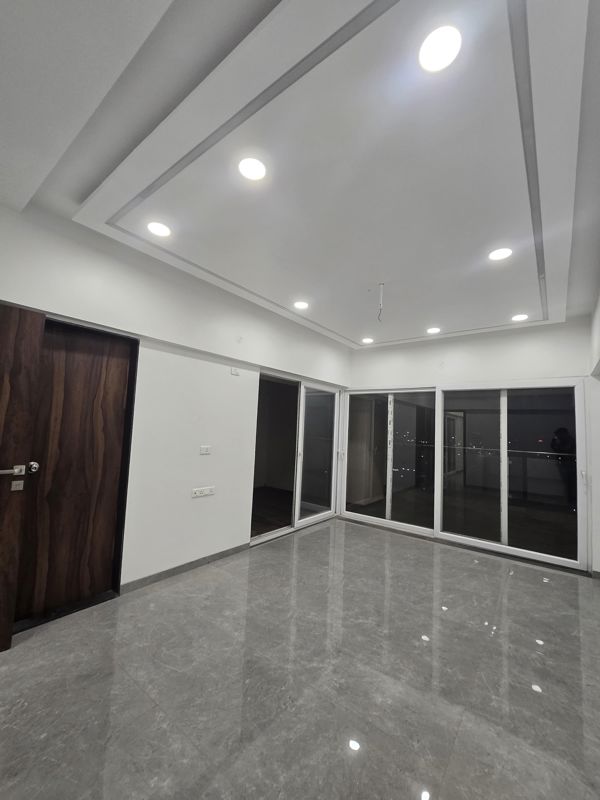 3 BHK + Basement,Store Room Apartment For Rent in Darode Viraj Residency