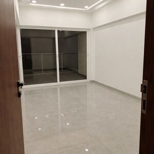 Room in 3 BHK Apartment at Darode Viraj Residency, Aundh – for Rent