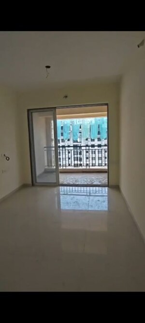 Room in 2 BHK Apartment at Shree Ganesh Apartment Mankoli, Mankoli – for Rent