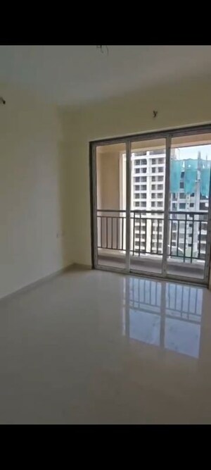 Room in 2 BHK Apartment at Shree Ganesh Apartment Mankoli, Mankoli – for Rent