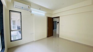 Room in 2 BHK Apartment at Godrej Prime, Chembur – for Rent