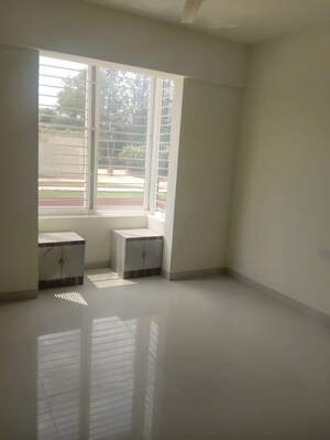 Room in 2 BHK Apartment at Mana Capitol, Sarjapur Road – for Rent