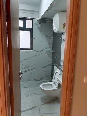 Bathroom in 3.5 BHK Apartment at Unitech Uniworld Gardens, Sector 47 – for Rent