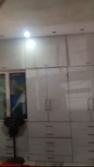 Room in 1 BHK Apartment at Ishan CHS Matunga, Matunga East – for Rent