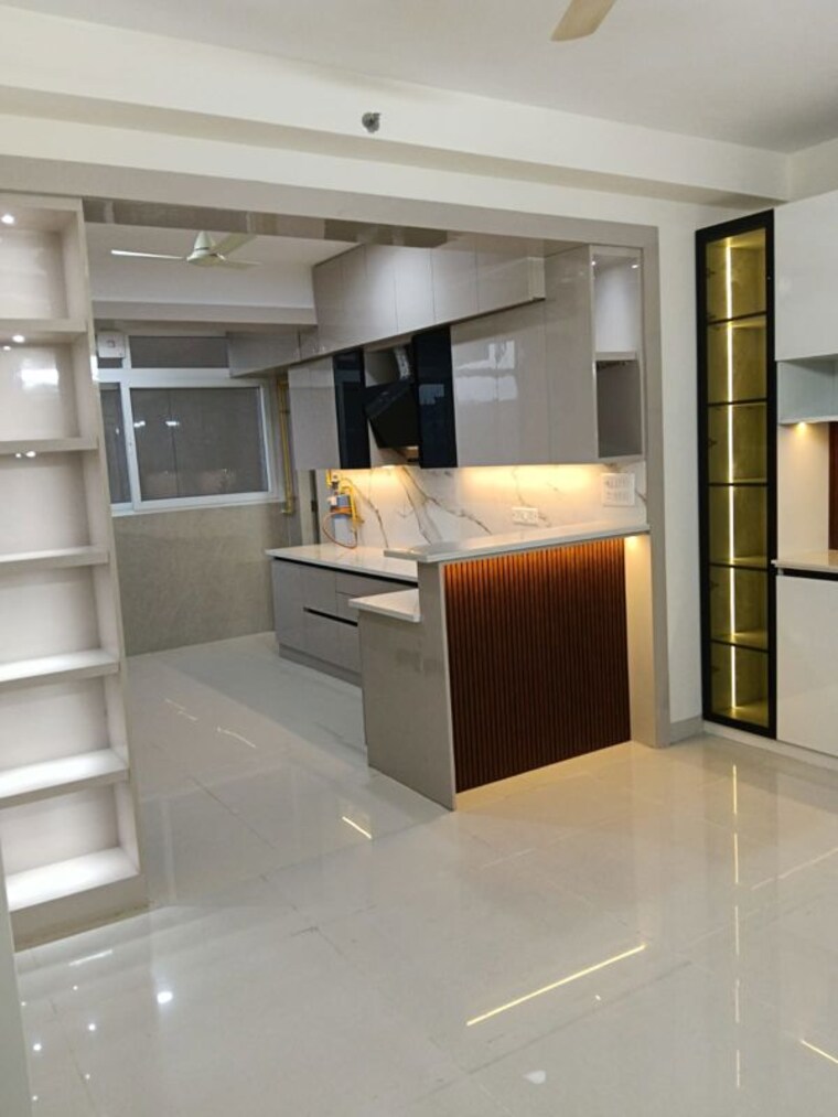 Kitchen, mahagun-mezzaria 3.5 Bedroom 2500 Sq.Ft. Apartment In Sector 78 Noida 10296356