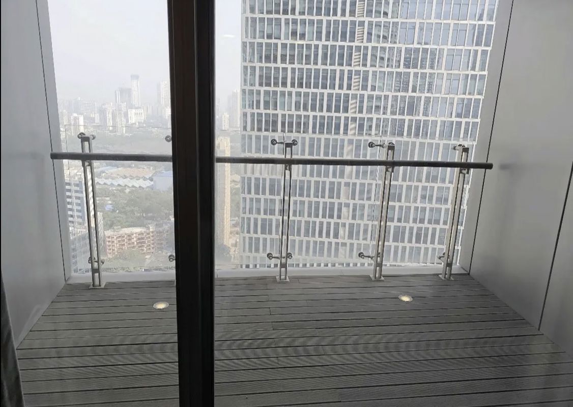 4 BHK 1600 Sq.Ft. Apartment in Lodha The World Towers World One Tier 2