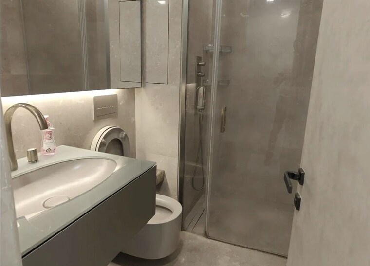 Bathroom, lodha-the-world-towers-world-one-tier-2 3 Bedroom 1374 Sq.Ft. Apartment In Worli Mumbai 10296359