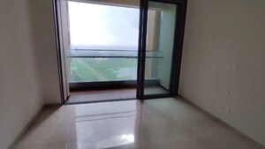 Room in 2 BHK Apartment at Piramal Mahalaxmi, Mahalaxmi – for Rent