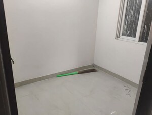 2 BHK Apartment For Rent in Amrapali Golf Homes, Sector 4 Greater Noida