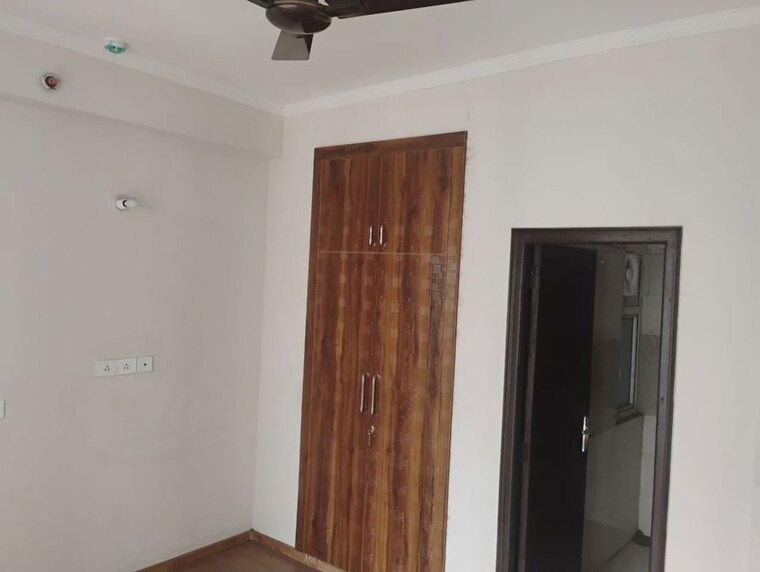 Bedroom, amrapali-golf-homes 2 Bedroom 1100 Sq.Ft. Apartment In Sector 4 Greater Noida Greater Noida 10296394