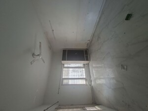 Room in 3 BHK Independent House at Sector 100 – for Rent