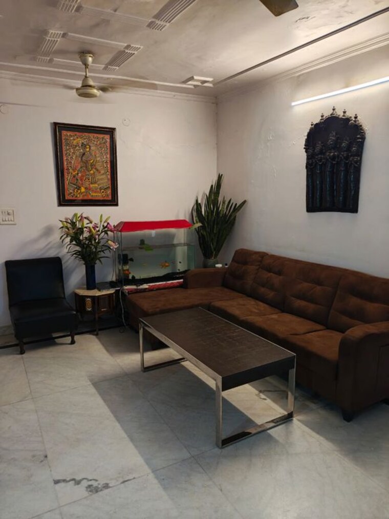 Living Room, vasant-apartment-mayur-vihar 3.5 Bedroom 1450 Sq.Ft. Apartment In Mayur Vihar 1 Delhi 10296403