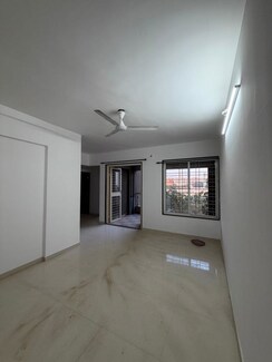 2 BHK + Pooja Room,Servant Room,Extra Room Apartment For Rent in United Arise