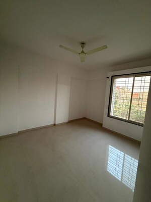Room in 2 BHK Apartment at United Arise, Lohgaon – for Rent