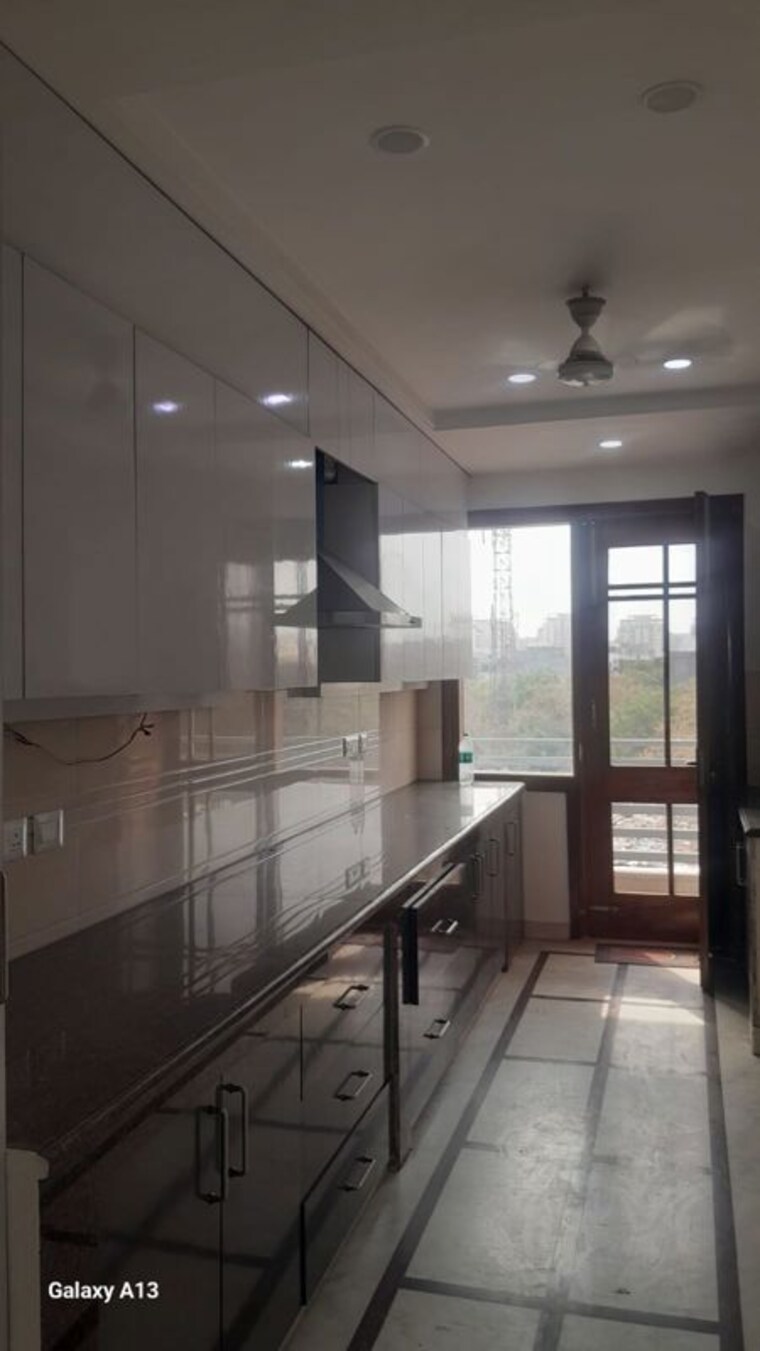 Kitchen, ss-mayfield-gardens 3 Bedroom 1500 Sq.Ft. Builder Floor In Sector 51 Gurgaon 10296435