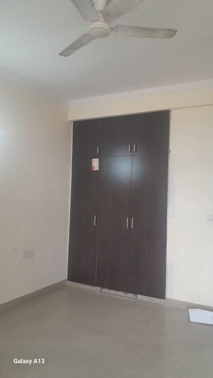 Room in 3 BHK Builder Floor at SS Mayfield Gardens, Sector 51 – for Rent