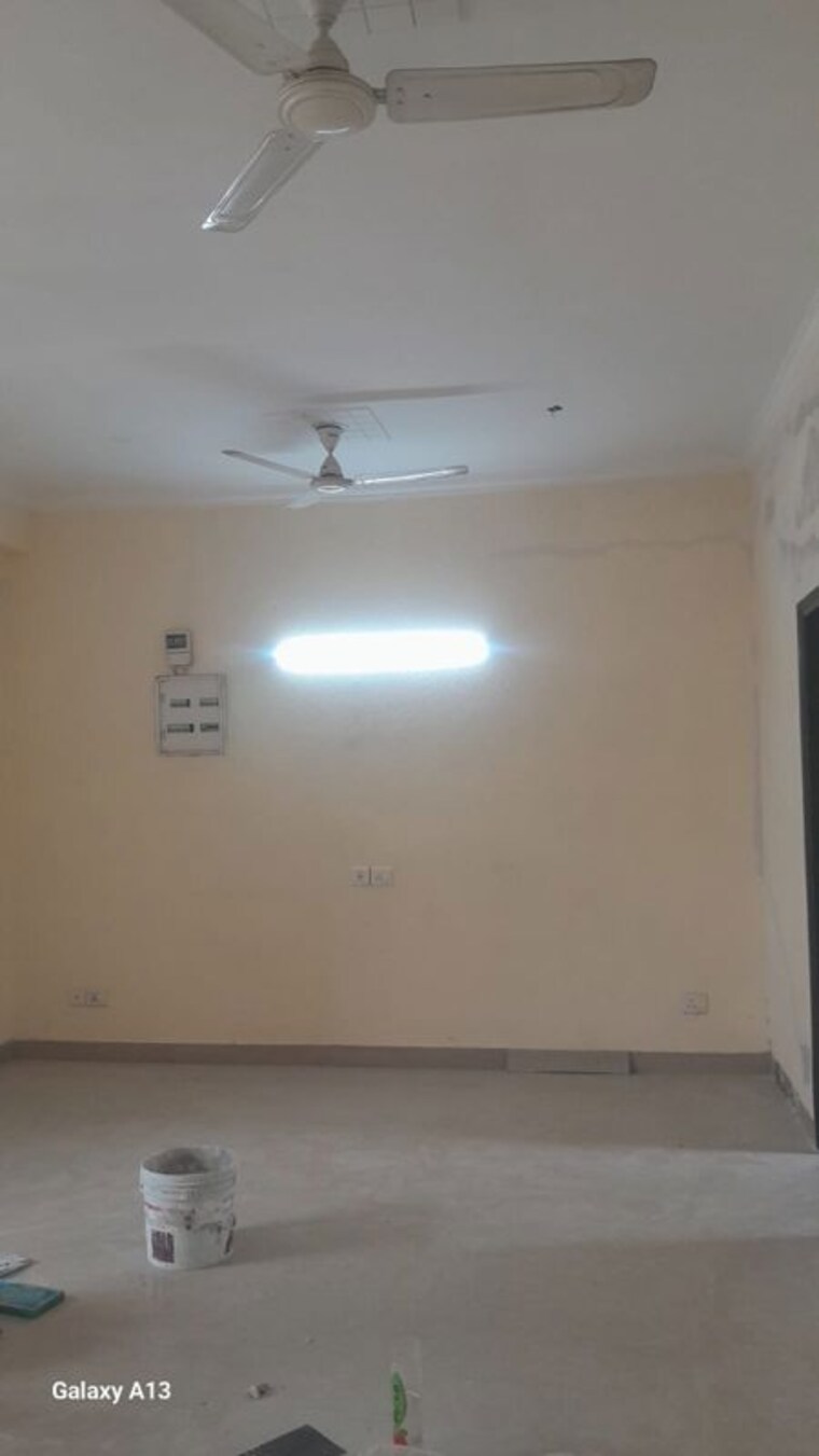 Room, ss-mayfield-gardens 3 Bedroom 1500 Sq.Ft. Builder Floor In Sector 51 Gurgaon 10296435